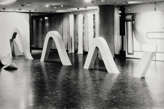 1967-Sinusoide,-instalación